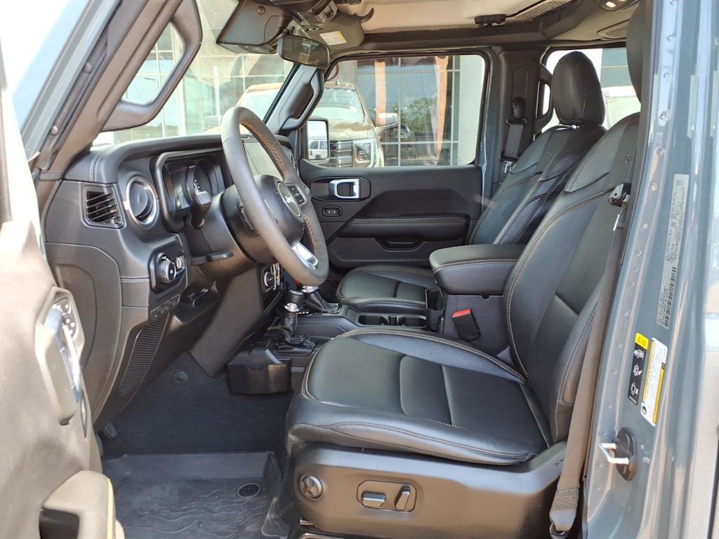 Thumbnail: 2024 Jeep Wrangler - 9