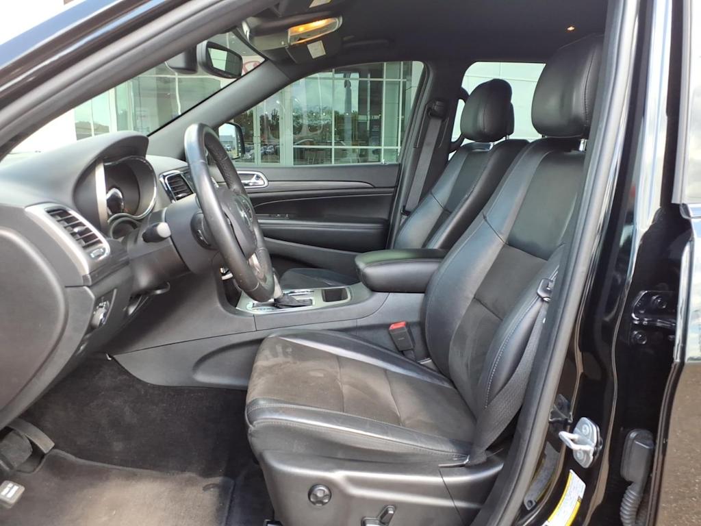 Thumbnail: 2019 Jeep Grand Cherokee - 8