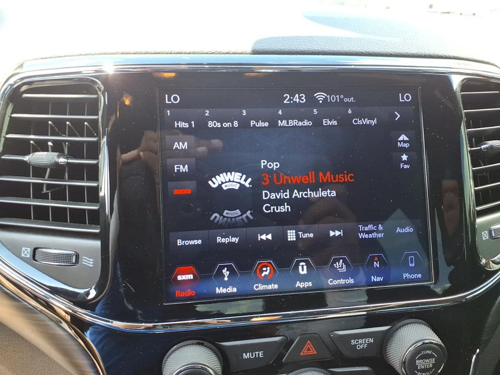 Thumbnail: 2019 Jeep Grand Cherokee - 10
