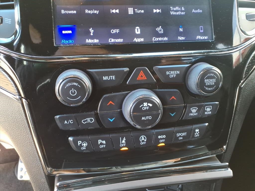 Thumbnail: 2019 Jeep Grand Cherokee - 23