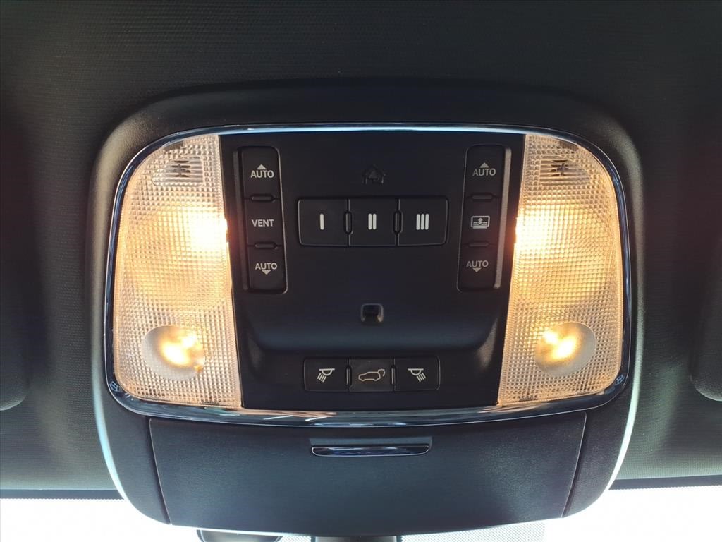 Thumbnail: 2019 Jeep Grand Cherokee - 26