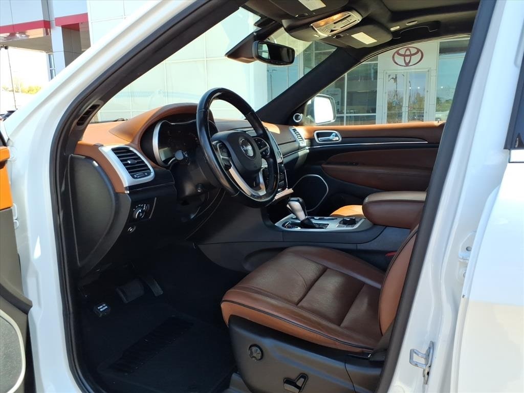 Thumbnail: 2021 Jeep Grand Cherokee - 28