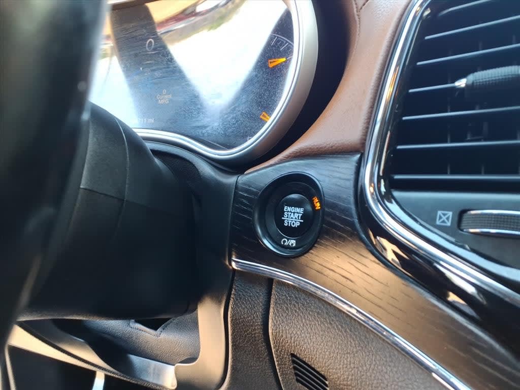 Thumbnail: 2021 Jeep Grand Cherokee - 23