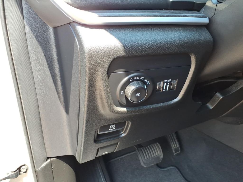 Thumbnail: 2025 Jeep Grand Cherokee - 20