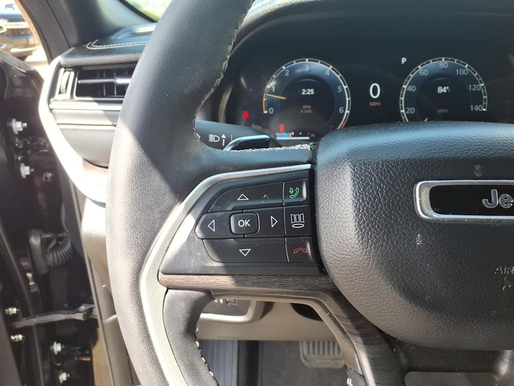 Thumbnail: 2024 Jeep Grand Cherokee - 21