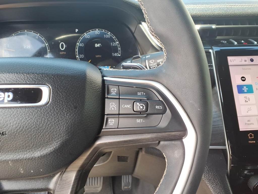 Thumbnail: 2024 Jeep Grand Cherokee - 22