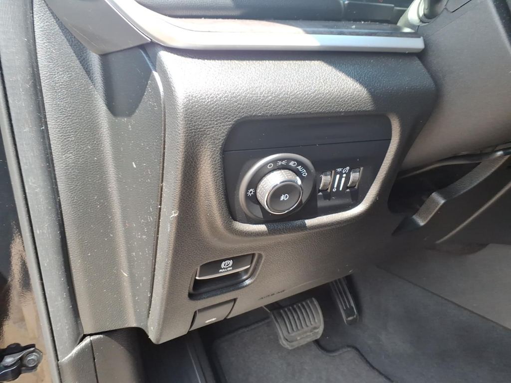 Thumbnail: 2024 Jeep Grand Cherokee - 20