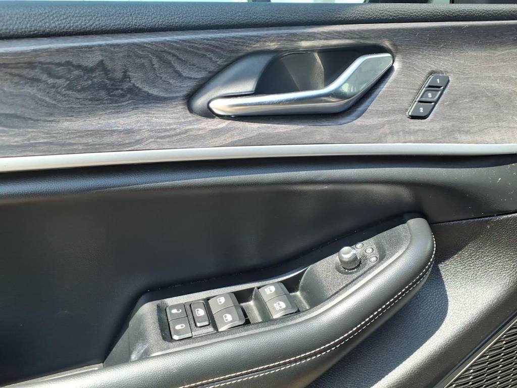 Thumbnail: 2024 Jeep Grand Cherokee - 19