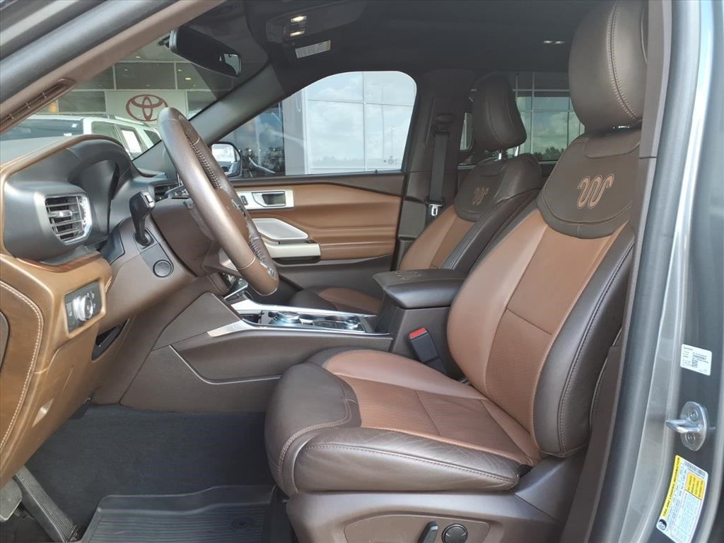 Thumbnail: 2022 Ford Explorer - 8