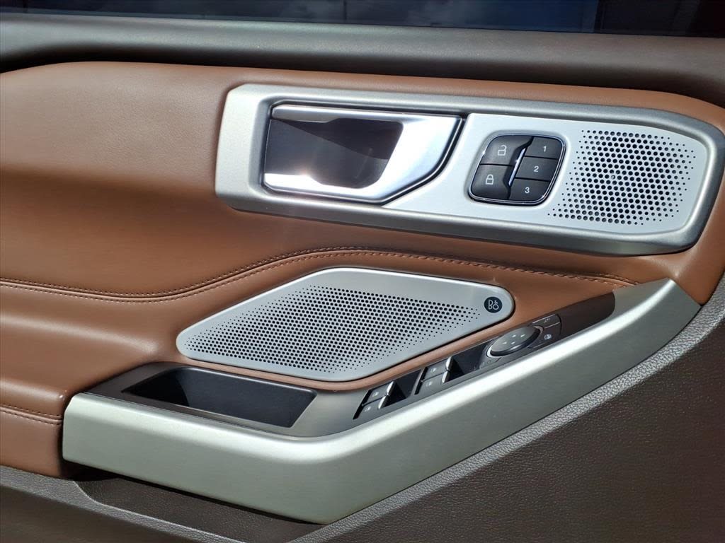 Thumbnail: 2022 Ford Explorer - 19