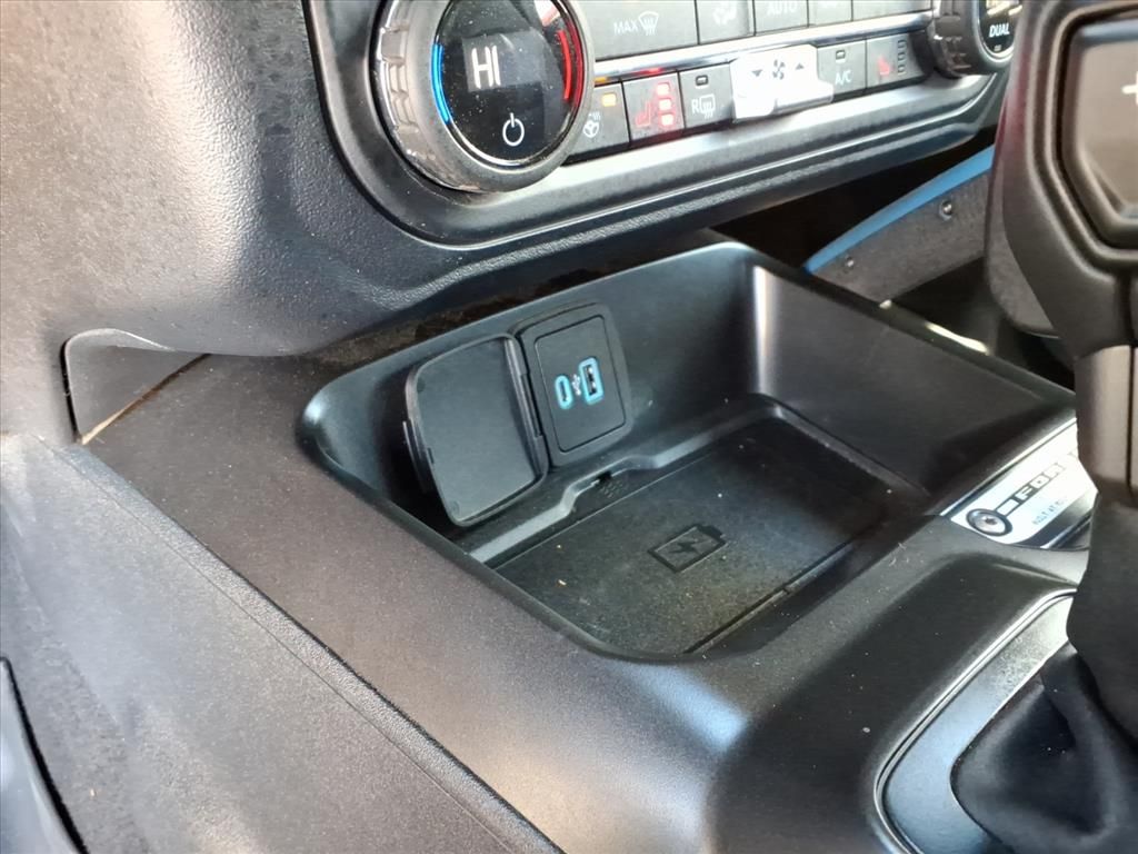 Thumbnail: 2023 Ford Bronco - 25