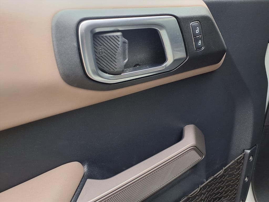 Thumbnail: 2023 Ford Bronco - 17