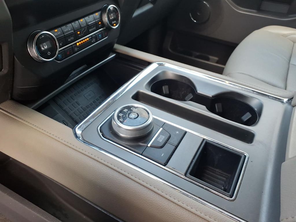 Thumbnail: 2020 Ford Expedition - 11