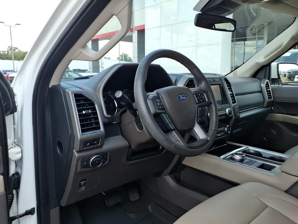 Thumbnail: 2020 Ford Expedition - 6
