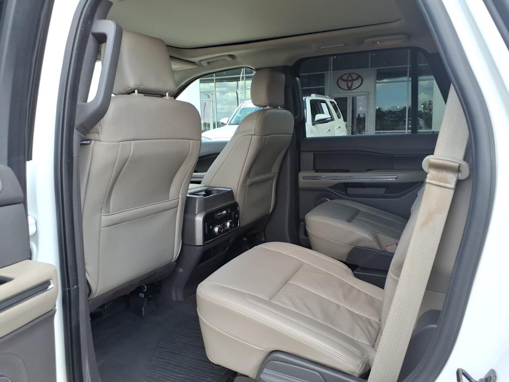 Thumbnail: 2020 Ford Expedition - 28