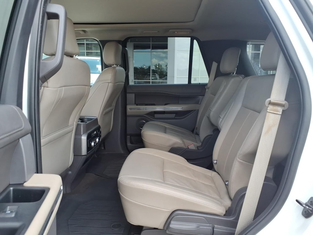 Thumbnail: 2020 Ford Expedition - 9