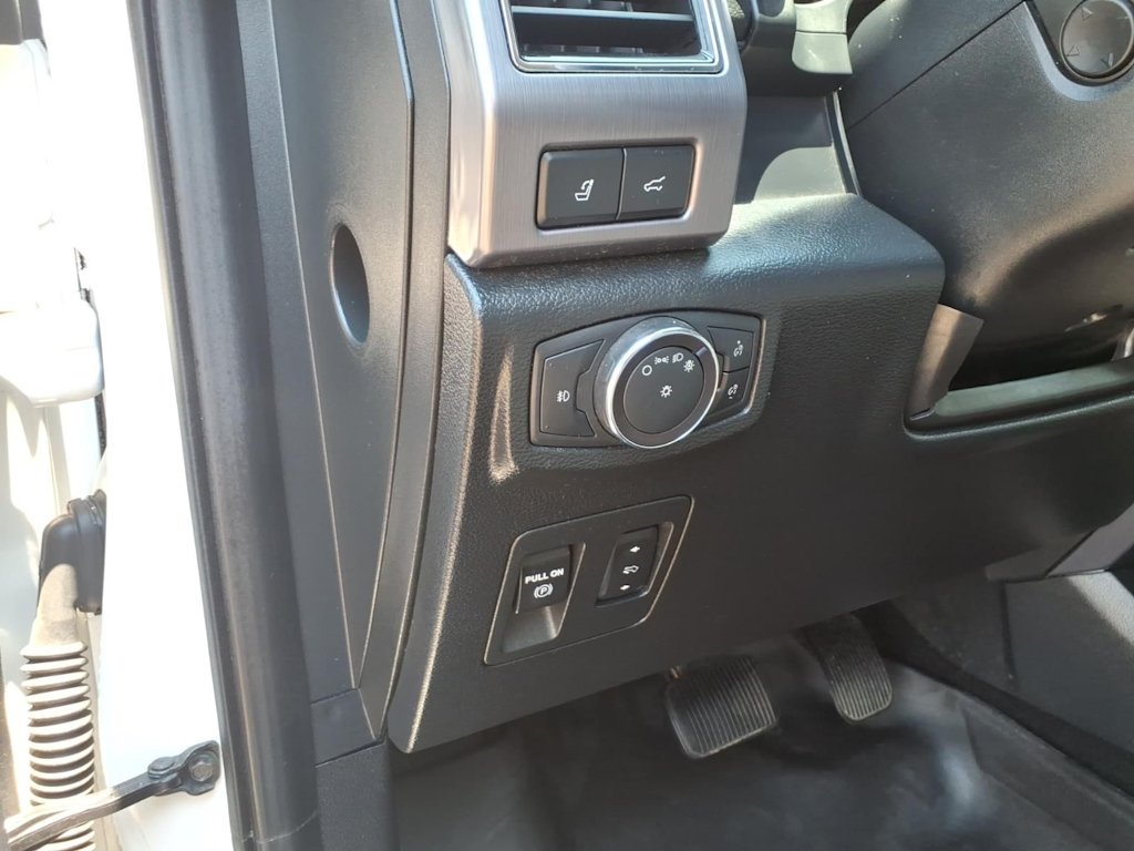Thumbnail: 2019 Ford Expedition - 20
