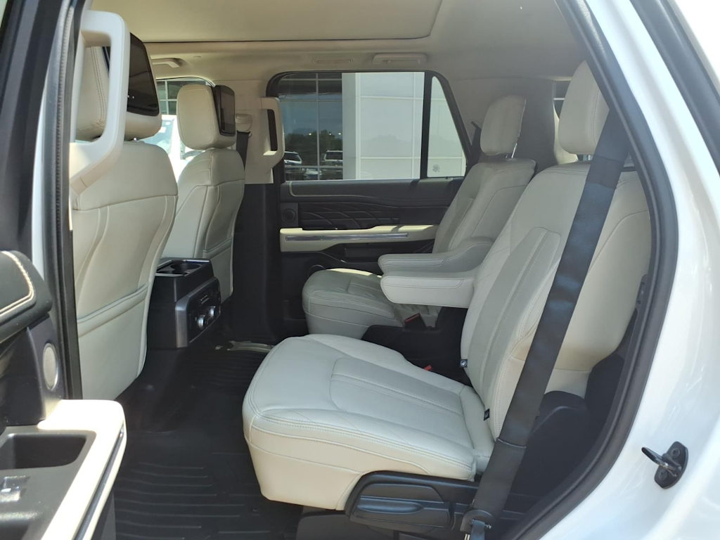 Thumbnail: 2019 Ford Expedition - 9