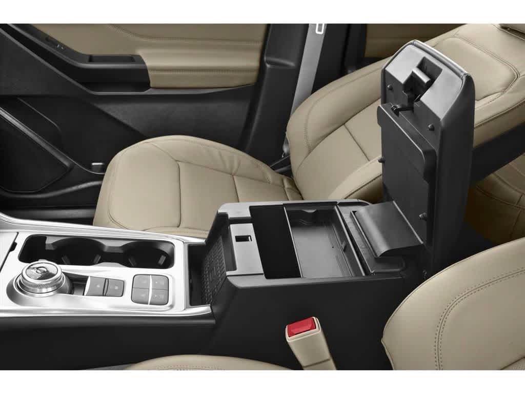 Thumbnail: 2021 Ford Explorer - 10