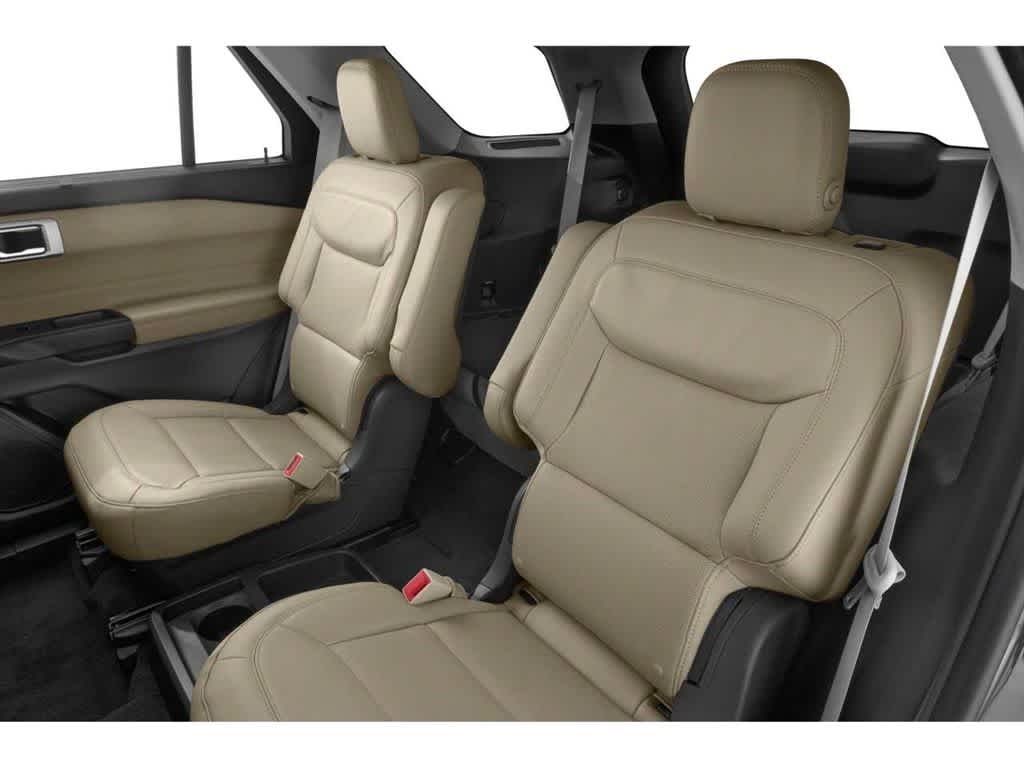 Thumbnail: 2021 Ford Explorer - 7