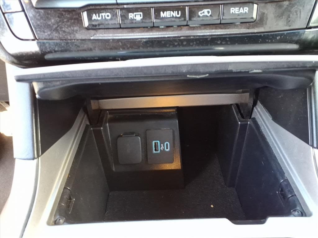 Thumbnail: 2023 Ford Explorer - 25