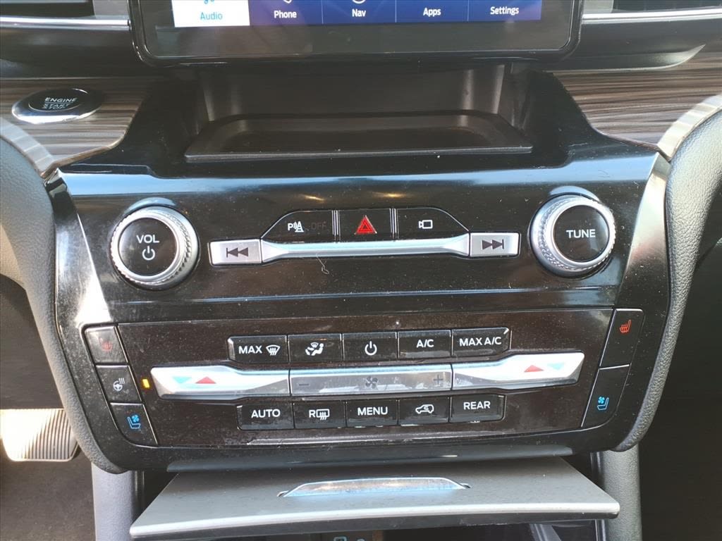 Thumbnail: 2023 Ford Explorer - 24