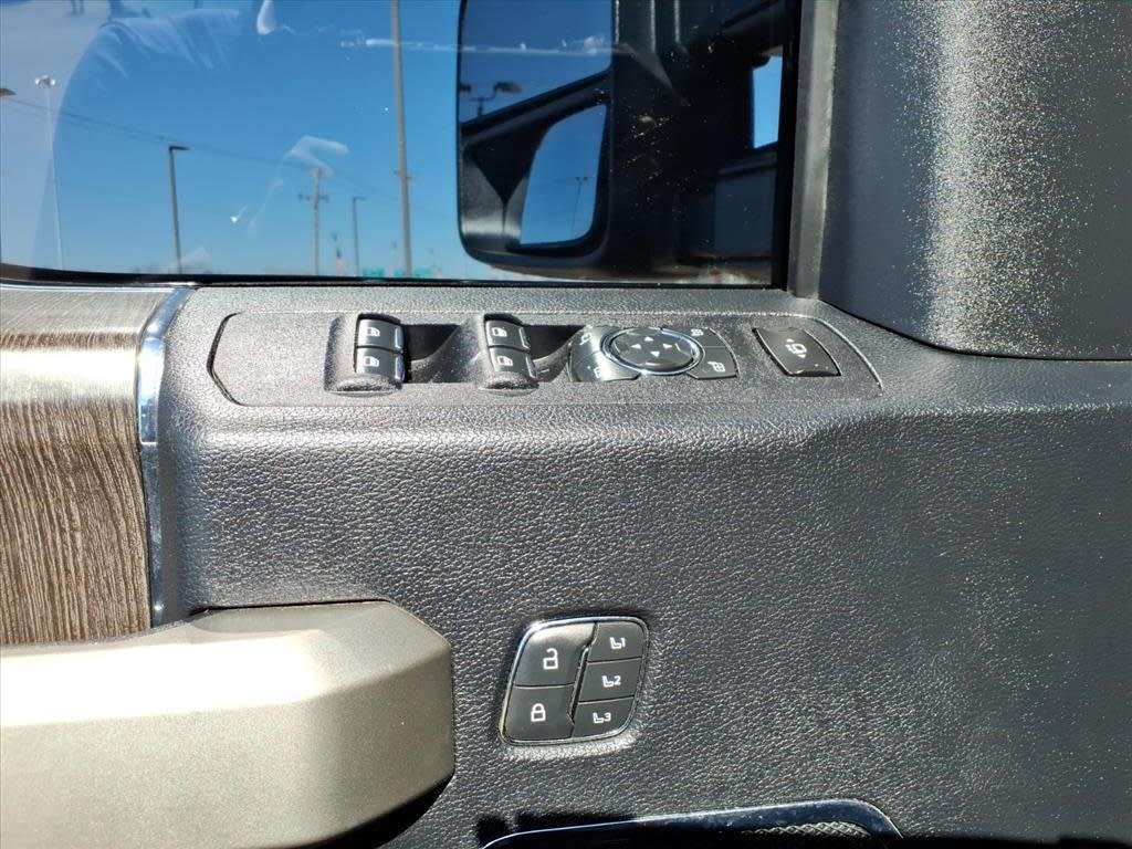 Thumbnail: 2020 Ford F-250 - 13