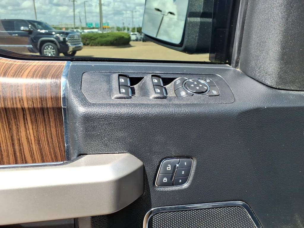 Thumbnail: 2015 Ford F-150 - 18