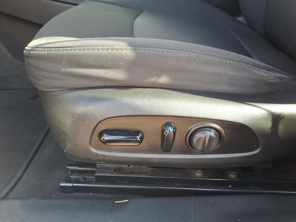 Thumbnail: 2020 Chevrolet Malibu - 17