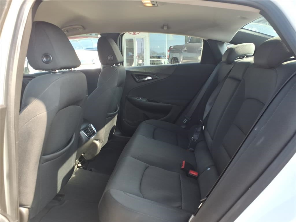 Thumbnail: 2020 Chevrolet Malibu - 9