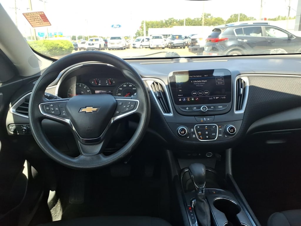 Thumbnail: 2025 Chevrolet Malibu - 2