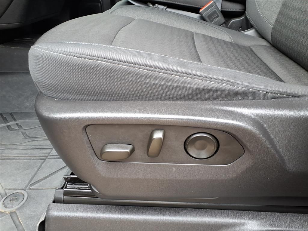 Thumbnail: 2024 Chevrolet Silverado 1500 - 18