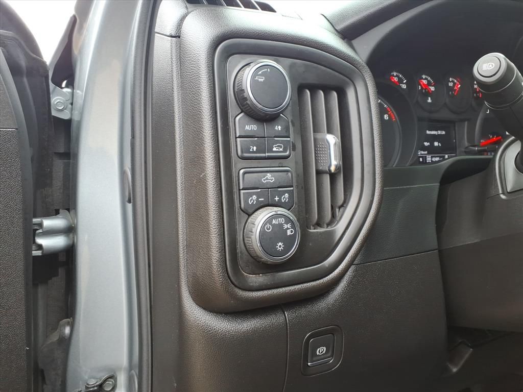 Thumbnail: 2024 Chevrolet Silverado 1500 - 20