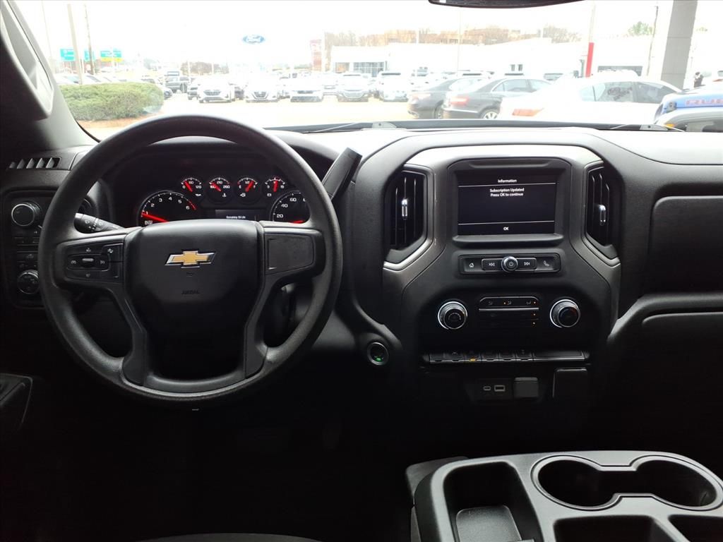 Thumbnail: 2024 Chevrolet Silverado 1500 - 2