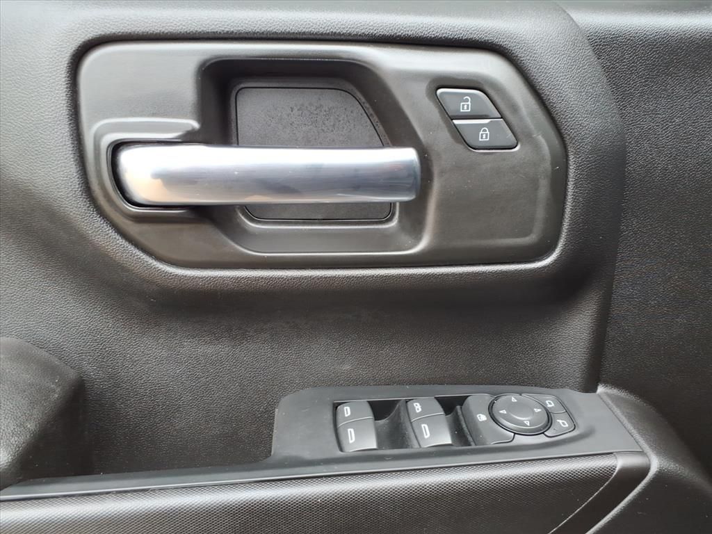 Thumbnail: 2024 Chevrolet Silverado 1500 - 19