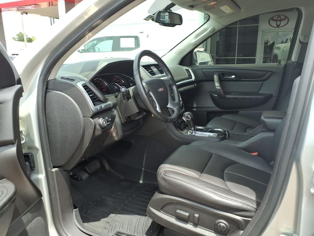 Thumbnail: 2017 GMC Acadia - 28