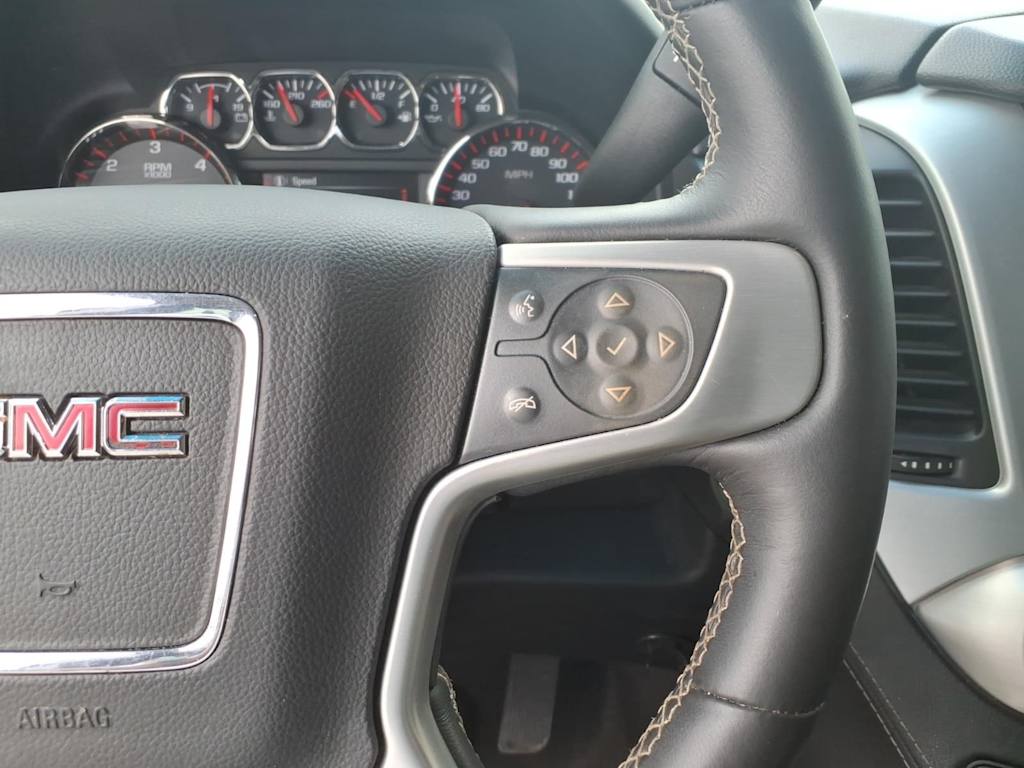 Thumbnail: 2015 GMC Yukon - 22