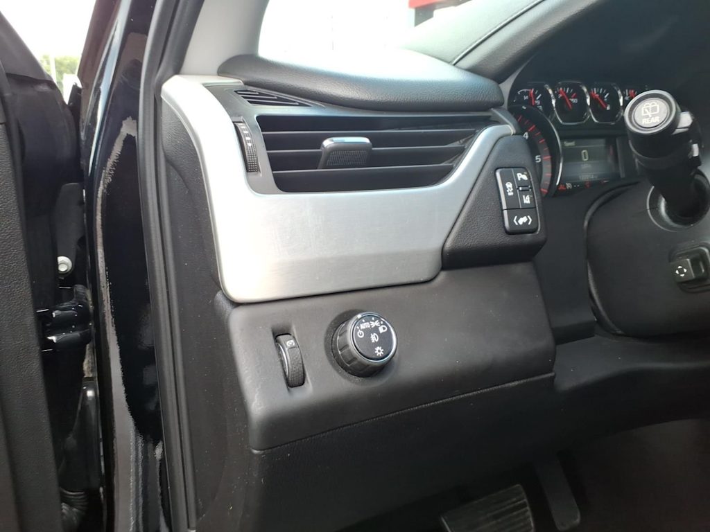 Thumbnail: 2015 GMC Yukon - 20