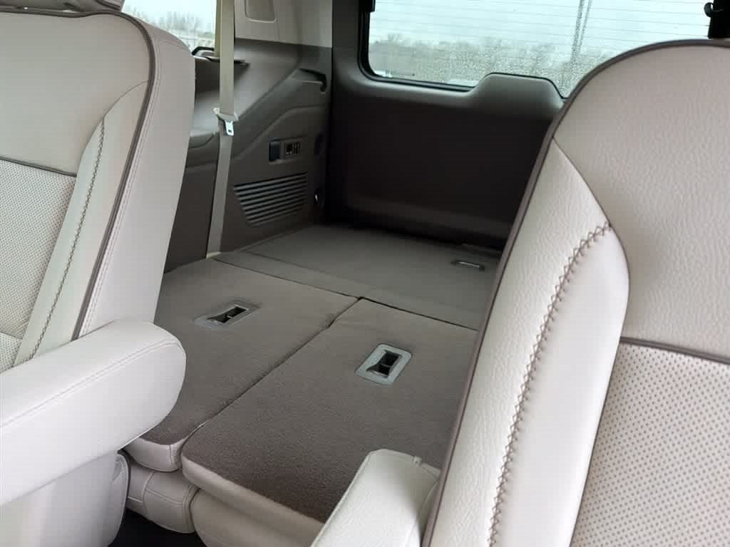 Thumbnail: 2021 GMC Yukon - 11