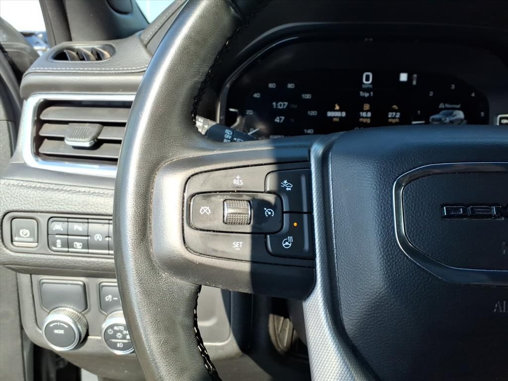 Thumbnail: 2023 GMC Yukon - 22