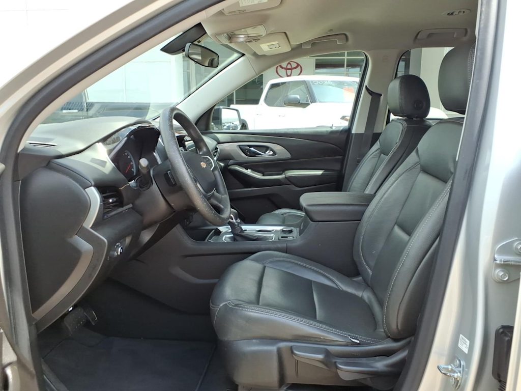 Thumbnail: 2021 Chevrolet Traverse - 7