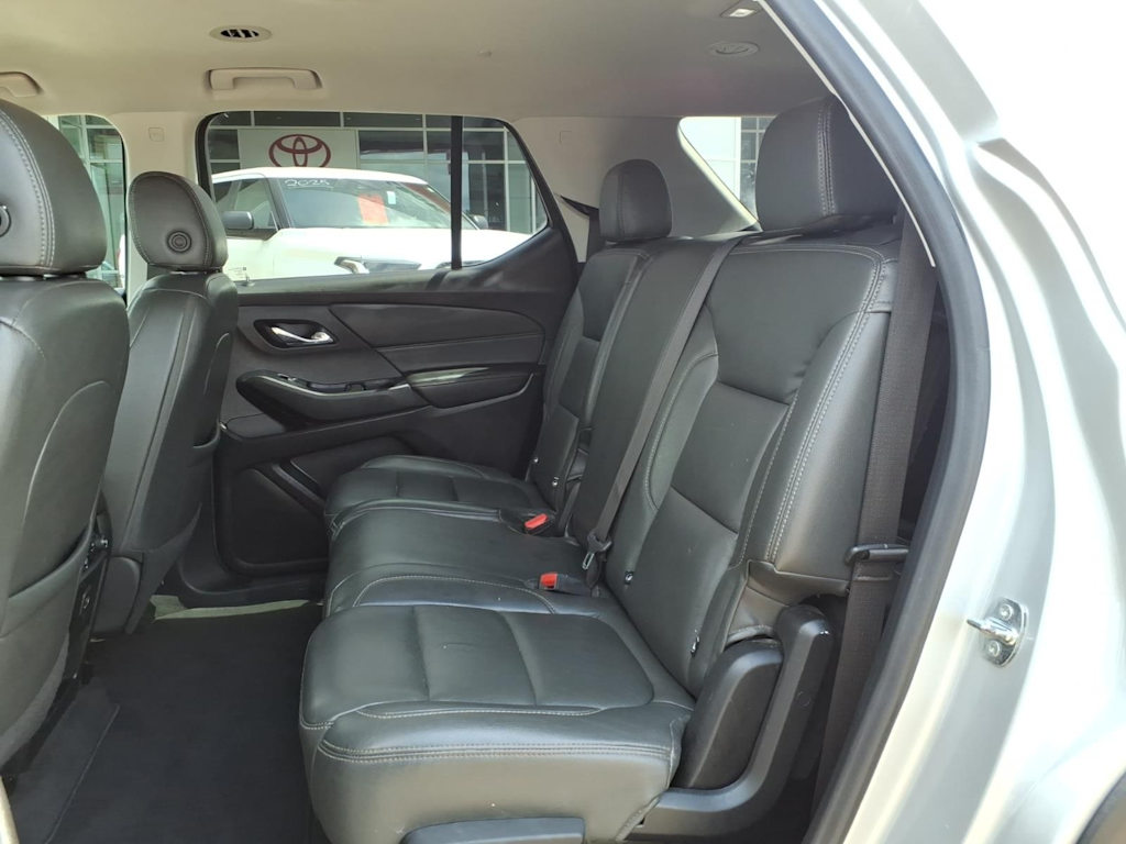 Thumbnail: 2021 Chevrolet Traverse - 28