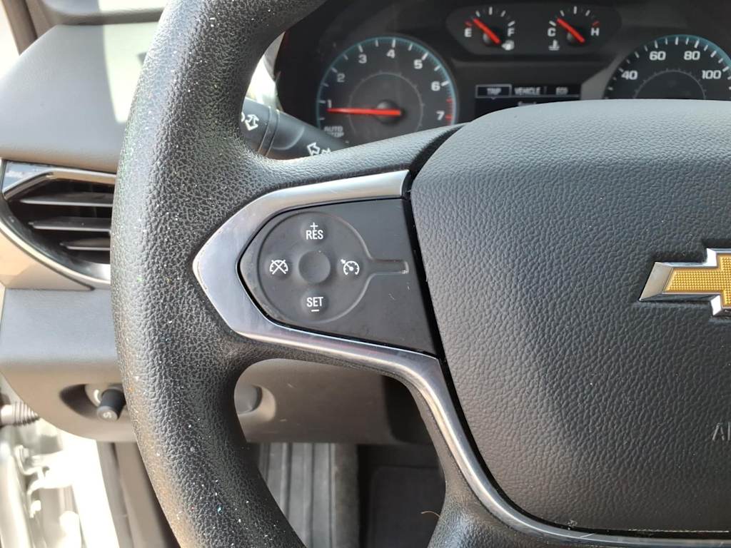 Thumbnail: 2021 Chevrolet Traverse - 21