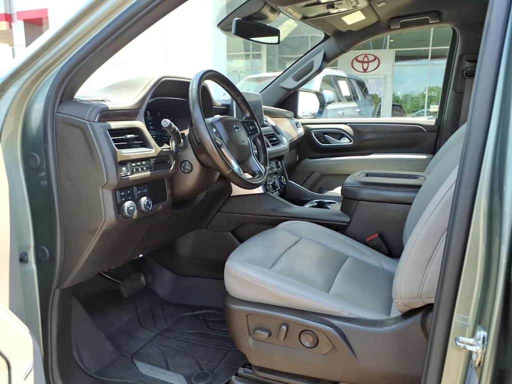 Thumbnail: 2024 Chevrolet Suburban - 27
