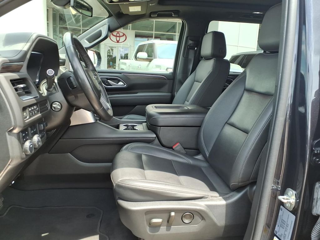 Thumbnail: 2022 Chevrolet Tahoe - 8