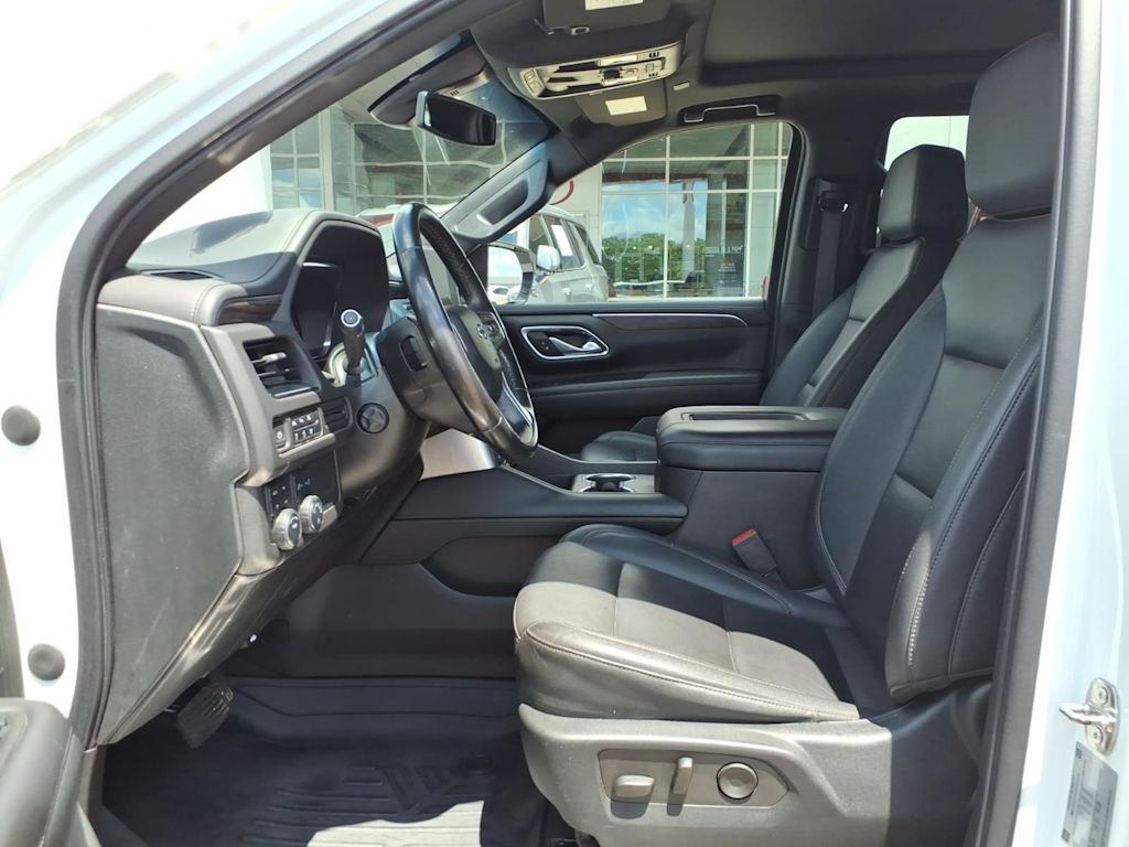 Thumbnail: 2022 Chevrolet Tahoe - 8