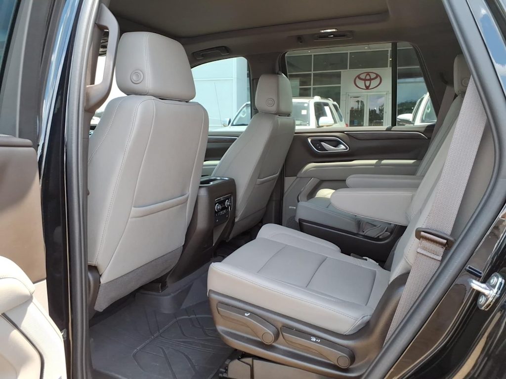 Thumbnail: 2023 Chevrolet Tahoe - 31