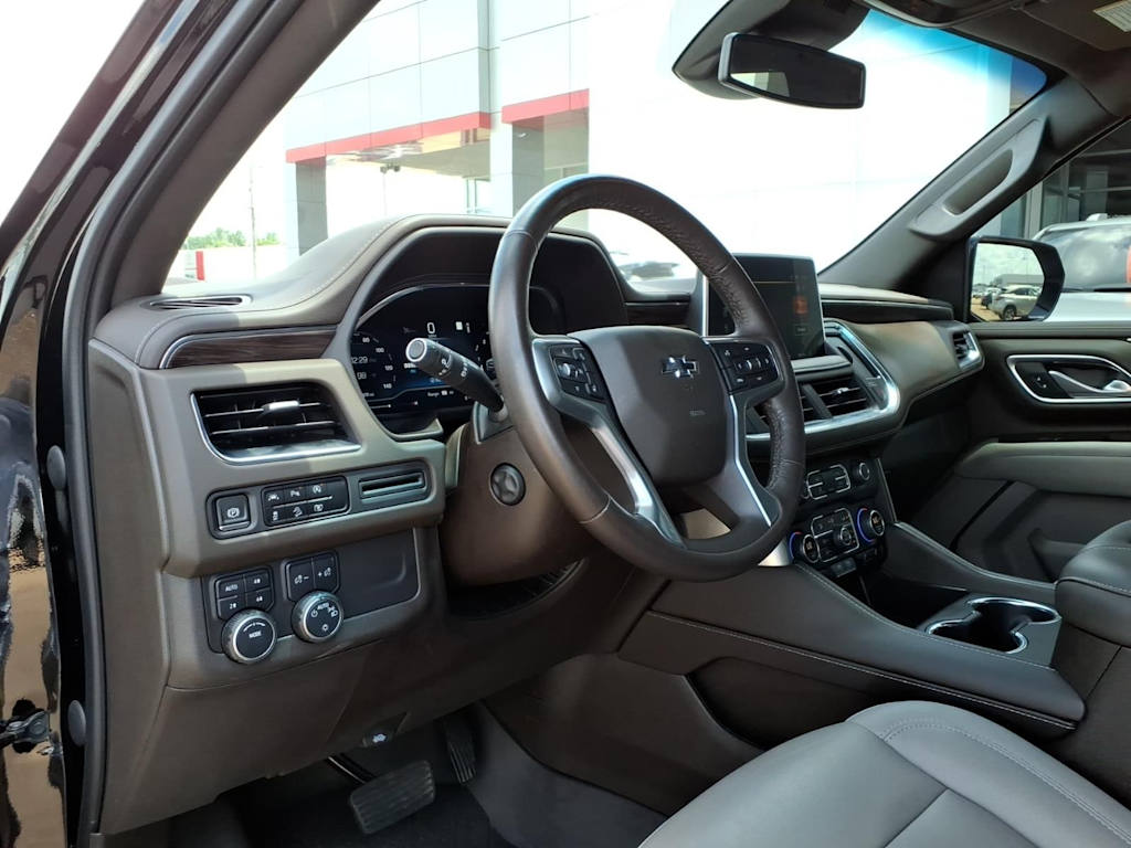 Thumbnail: 2023 Chevrolet Tahoe - 7
