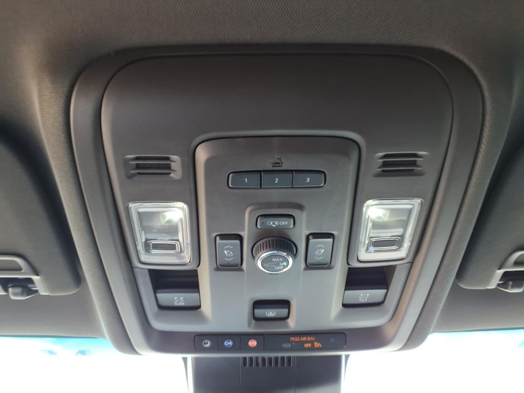 Thumbnail: 2023 Chevrolet Tahoe - 27