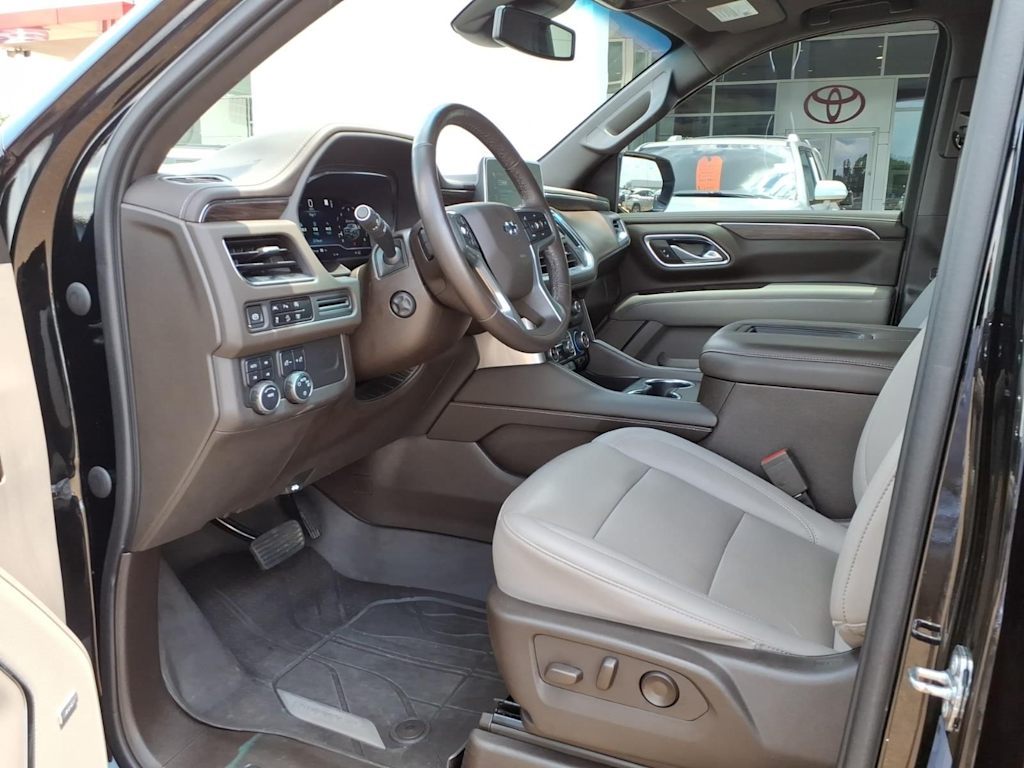 Thumbnail: 2023 Chevrolet Tahoe - 28
